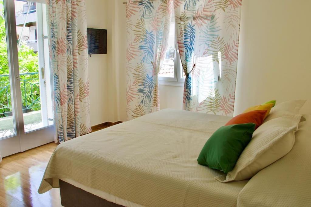 Glyfada Path Of Poets Apartment Athens Luaran gambar