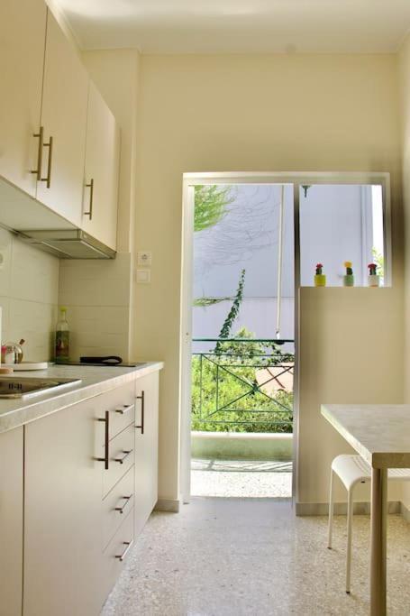 Glyfada Path Of Poets Apartment Athens Luaran gambar